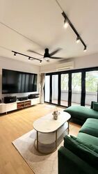 Blk 547 Jurong West Street 42 (Jurong West), HDB Executive #559383651